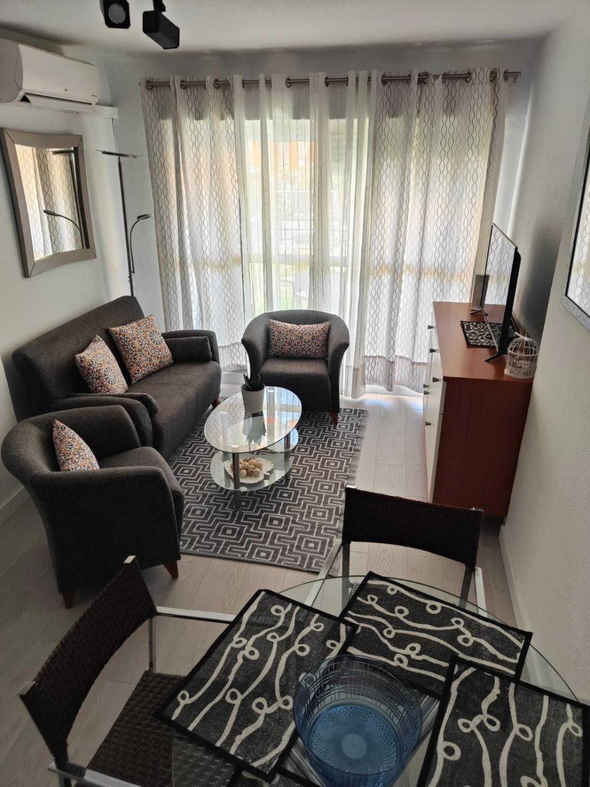 세비야 Agradable Duplex Terraza Virgen Del Rocio 아파트 외부 사진