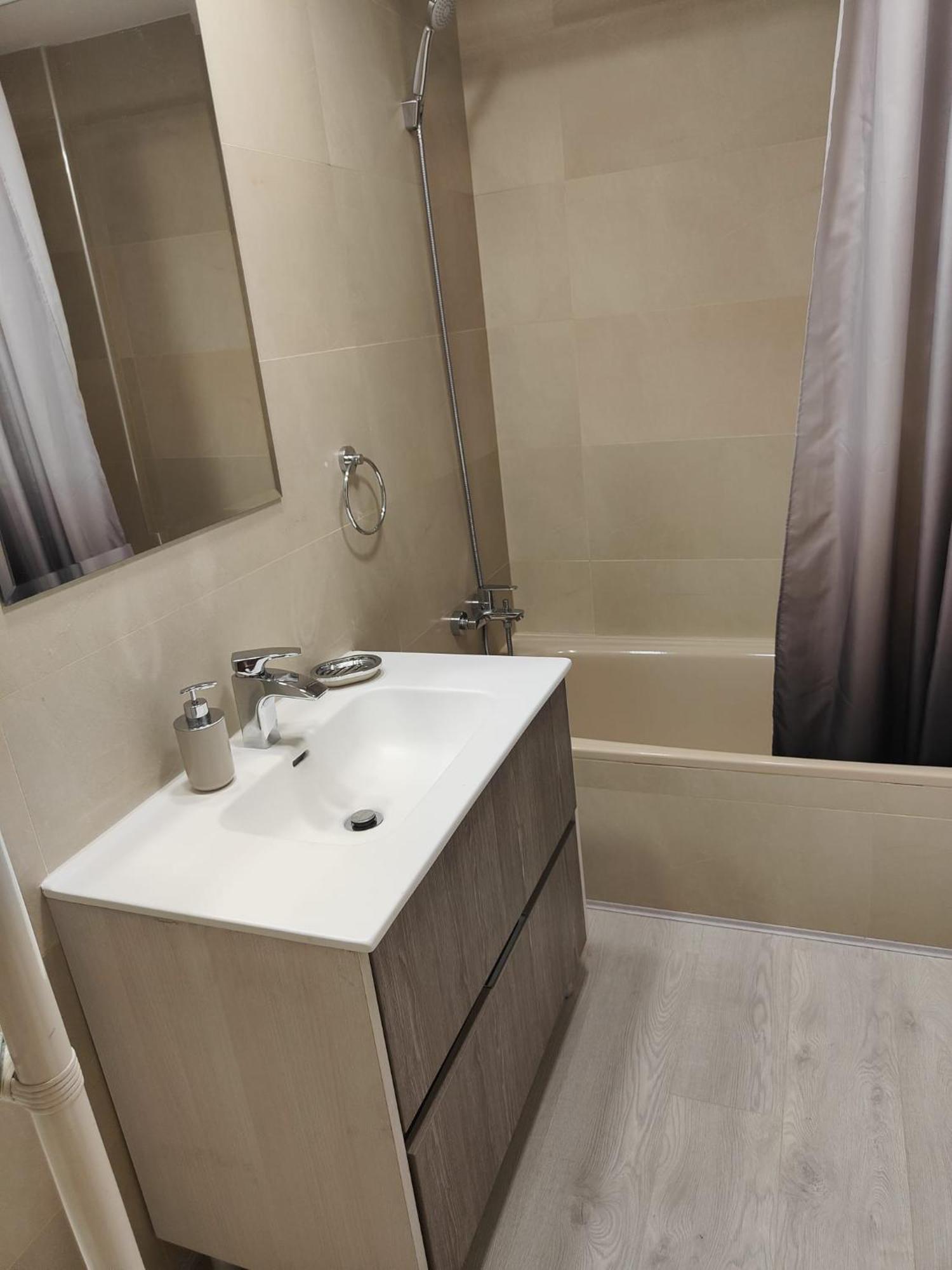 세비야 Agradable Duplex Terraza Virgen Del Rocio 아파트 외부 사진